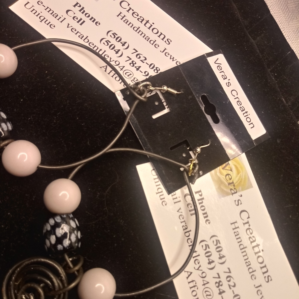 Jewelry - Picture 6 of 8